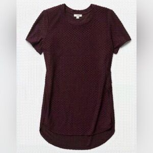 Aritzia Wilfred T-SHIRT CAPUCINE
Jacquard knit t-shirt Deep Purple EUC